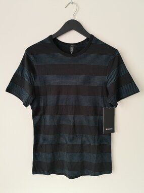 NWT LULULEMON OAMM Black Blue Stripe 5 Year Basic T Shirt Top Men's Small